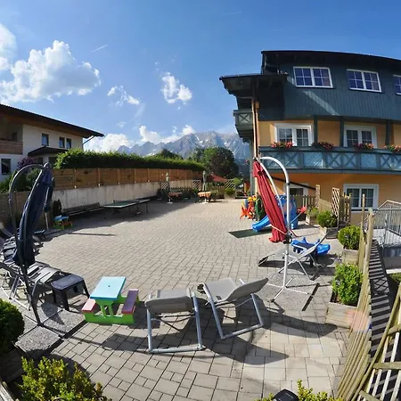 Lägenhetshotell Bliem 3*