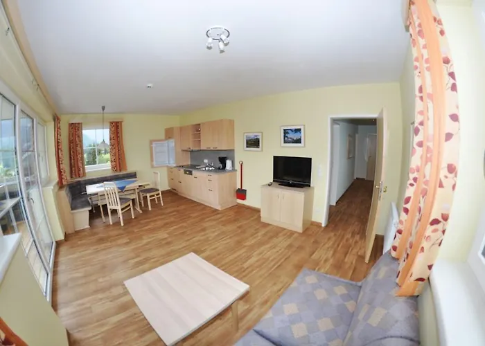 Bliem アパートホテル 4*